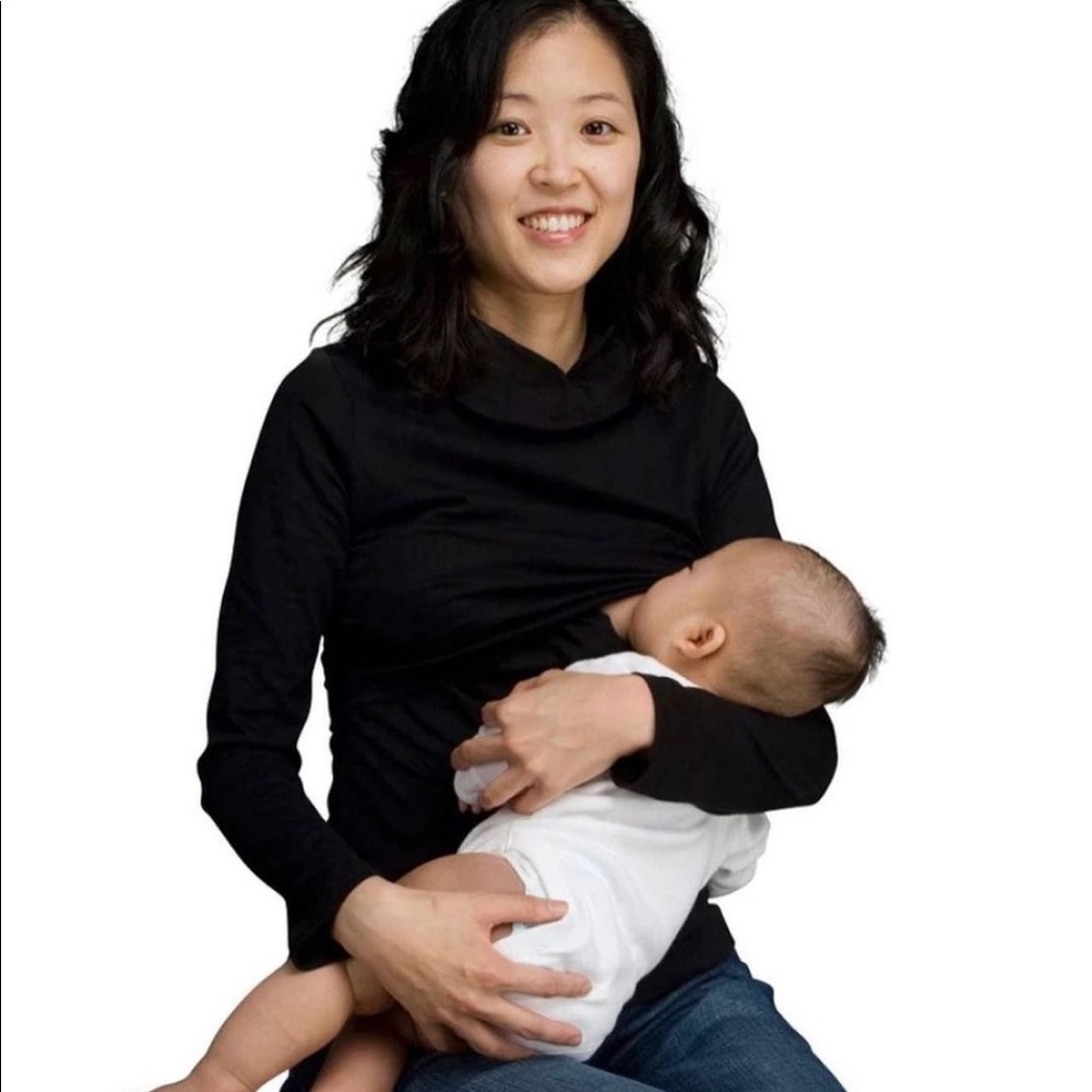 Brand New Momzelle Nursing Turtleneck